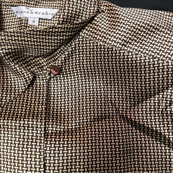 Bianca Nygaard Long Sleeve Blouse with geometric pattern, satin finish - Picture 7 of 10